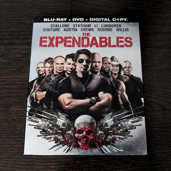 LIKE NEW Expendables Blu-Ray movie - Picture 1 of 9